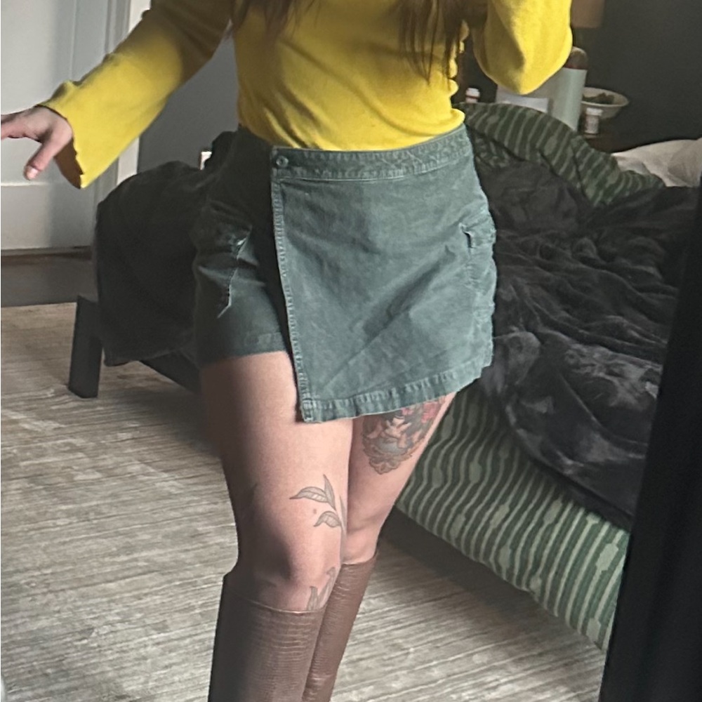 American Eagle Corduroy Cargo Skort